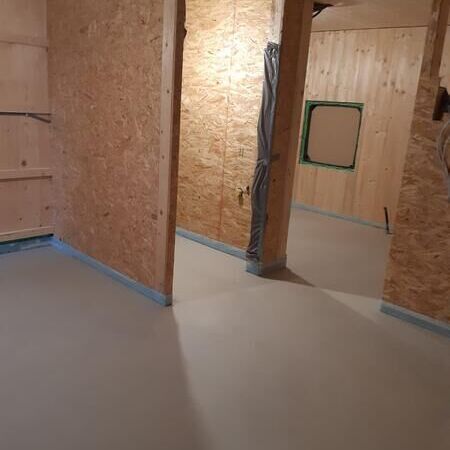 Weißen Sichtestrich geglättet